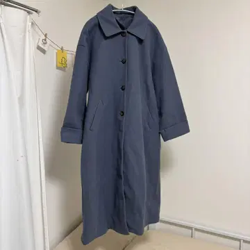 탁한 블루 롱 코트