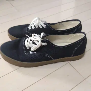 VANS 오센틱 검솔