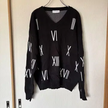 Gosha Rubchinskiy 오버사이즈 V넥 니트