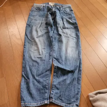 CURRENT/ELLIOTT 커렌트 엘리엇 BEAMS 24
