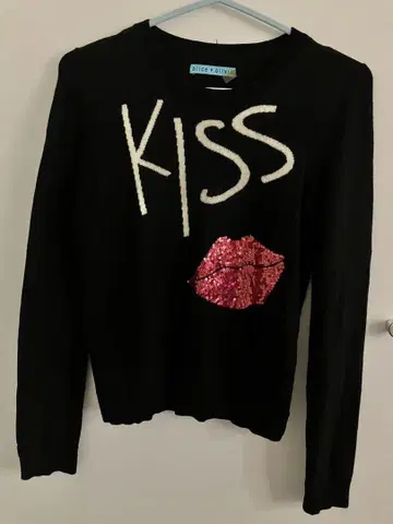 KISS 디자인 긴팔 스웨터 블랙