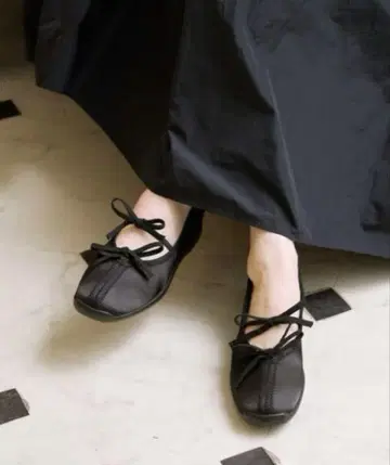 미사용 L 더블 리본 발레리나 23.5cm 블랙
