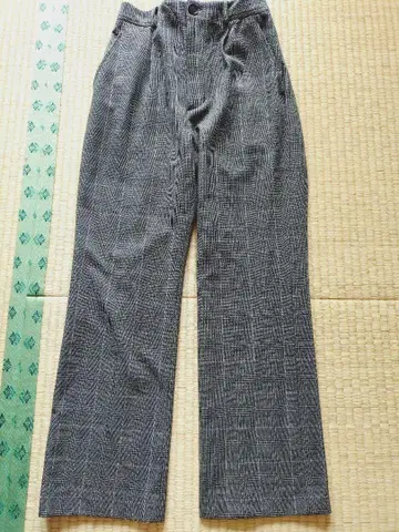 그린 라벨 릴랙싱 격자 무늬 팬츠 브라운