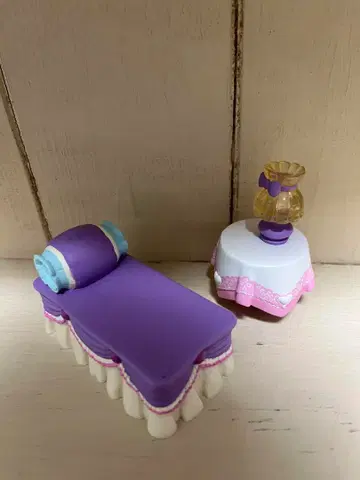 디즈니랜드 한정판 미니짱 미니어처 가구 세트 침대와 램프