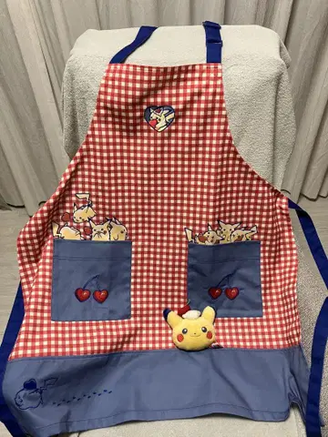 피카츄 다이너 에이프런 PIKACHU DINER 봉제 인형 거울 세트