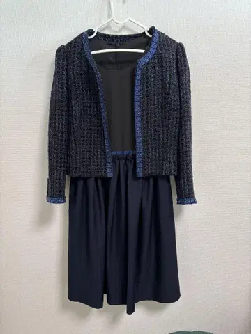 루이루에 RIURU BOUTIQUE 네이비 자켓 드레스 세트 S 7호