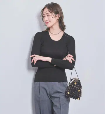 UNITED ARROWS 실크 리브 U넥 니트