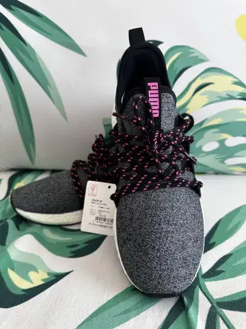 Puma 니트 스니커즈 25cm