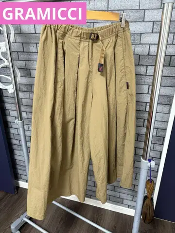 그라미치 나일론 플레어 팬츠