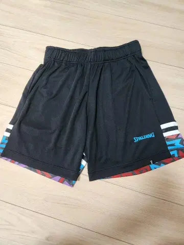 SPALDING 블랙 멀티 컬러 숏팬츠