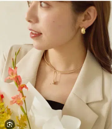 Thevon. 레이어드 드롭 초커