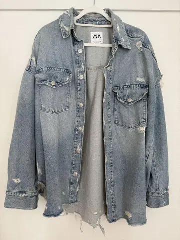 ZARA 라이트 블루 데미지 데님 자켓 롱