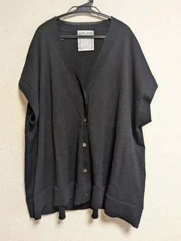 BEARDSLEY 반팔 판초 가디건