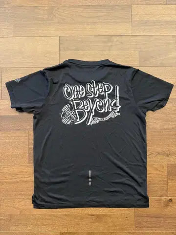 [ 사이즈 M ] 엘도레소/asics 티셔츠