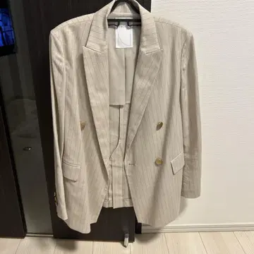 노블 자켓