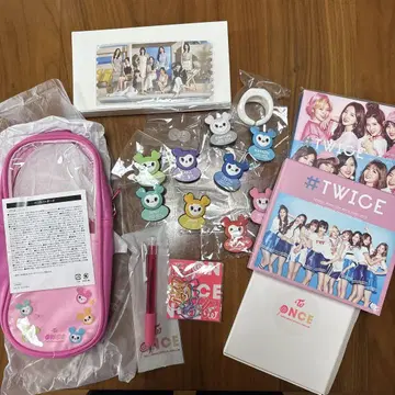 새상품급 미사용 TWICE 공식 굿즈 세트