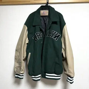 바시티 자켓