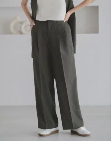 로리즈팜 홉색 와이드 팬츠