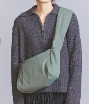 BEAUTY&YOUTH UNITED ARROWS 와이드 핸들 바디백