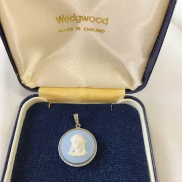 Wedgwood 웨지우드 블루 카메오 펜던트 상의 목걸이