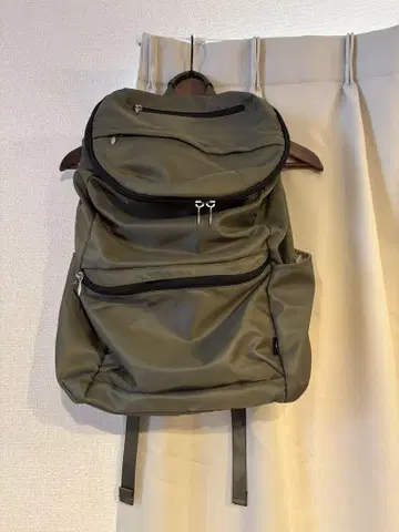 미즈노 카키 백팩 20L