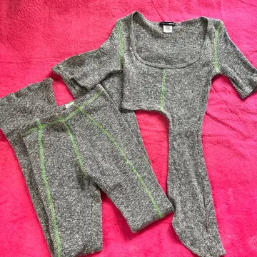 FASHION NOVA / 니트탑 & 레깅스 팬츠 세트