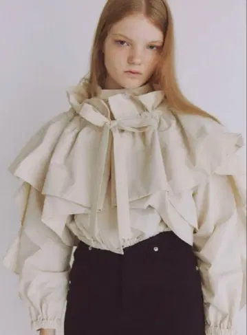 FURFUR 프릴 볼레로 부착 블루종