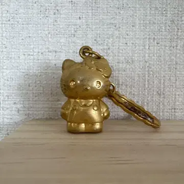 [ Kitty ] 헬로키티 골드 컬러 키링 레어