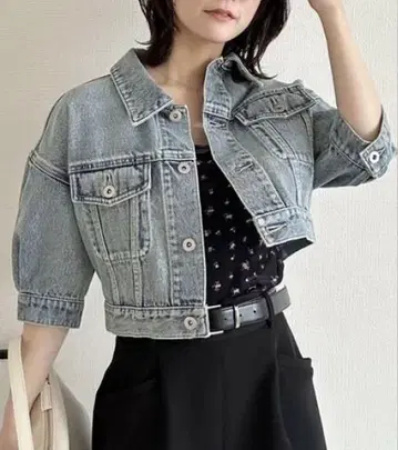 Lily Brown 숏 데님 자켓