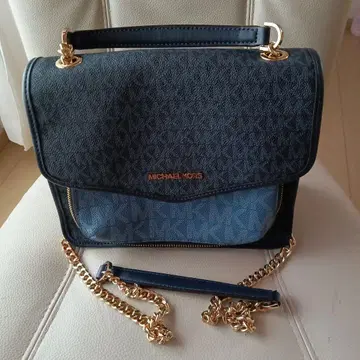 MICHAEL KORS 네이비 숄더백