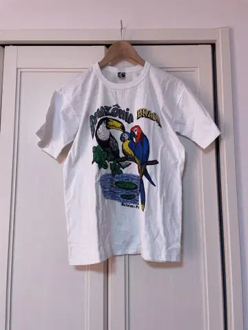 브라질산 빈티지 T셔츠 아마존 패턴 새 프린트 90s 레어