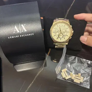 Armani Exchange 골드 크로노그래프