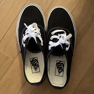 VANS 23.5cm