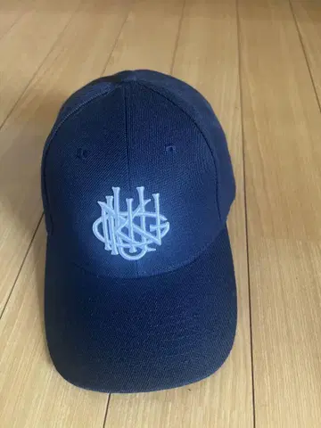king gnu 네이비 자수 로고 캡