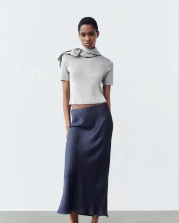 ZARA 상의