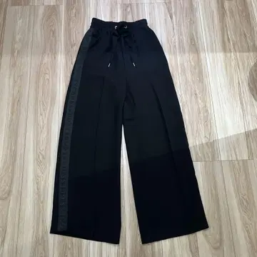 Guess 와이드 팬츠 XS