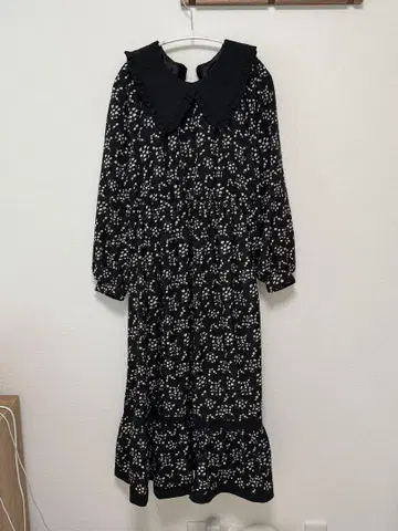 에블린 꽃무늬 원피스