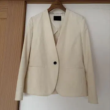TOMORROWLAND 아이보리 노카라 자켓