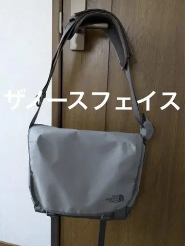 THE NORTH FACE 그레이 숄더백