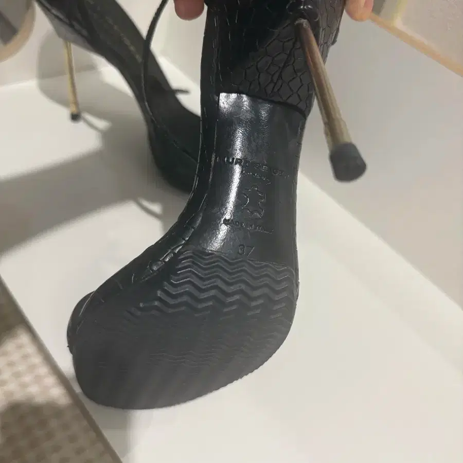 Kurt Geiger Heel Sandals Size 37 240