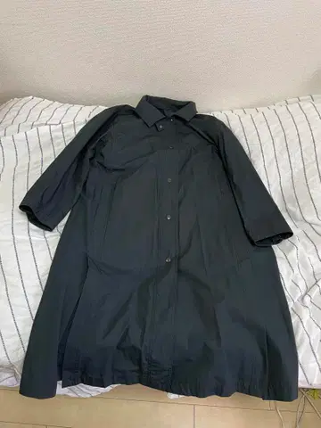 유니클로 유 라이트 롱 코트 블랙 XS