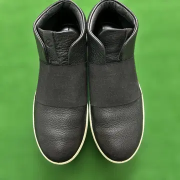ECCO 블랙 스니커즈 23.5cm