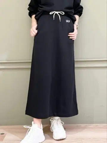 GAP 블랙 맥시 스커트 S 사이즈