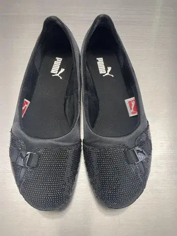 Puma 블랙 플랫슈즈