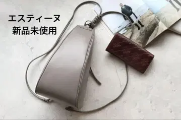 에스티뉴 슬림 바디백 겸 깔끔한 룩 천연 가죽