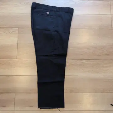 Dickies black 컷오프