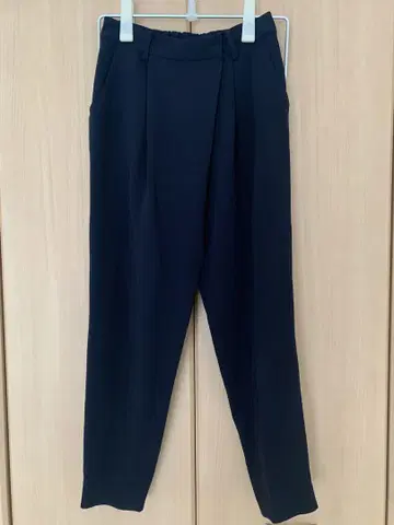 SOEJU 턱 팬츠 XS