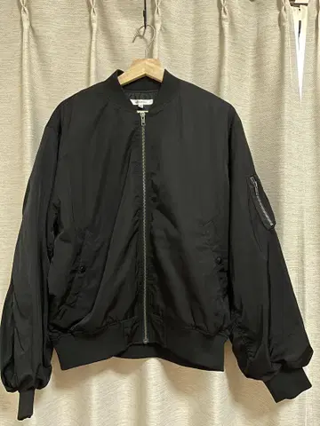 [ MOUSSY ] 마우지 MA1 블루종 아우터 볼륨 소매 블랙