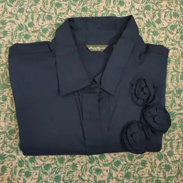 Eddie Bauer 네이비 긴팔 셔츠 플라워 모티브