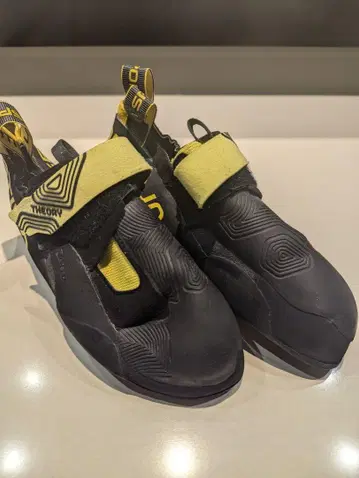 La Sportiva Theory EU41.5